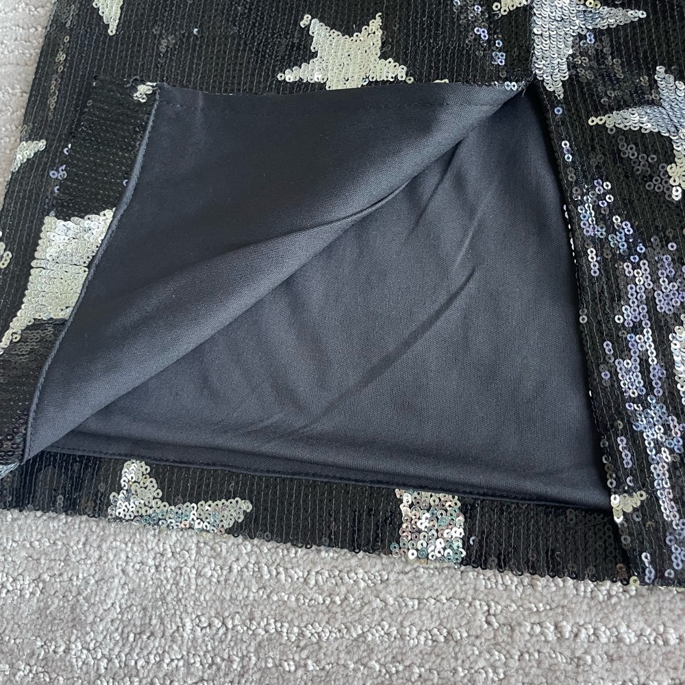 Black and Silver Moons and Stars Sequin Skirt - Picture 6 of 6